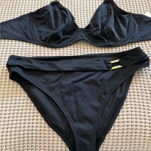 Classic Black Bikini with Underwire Top and Metallic Details